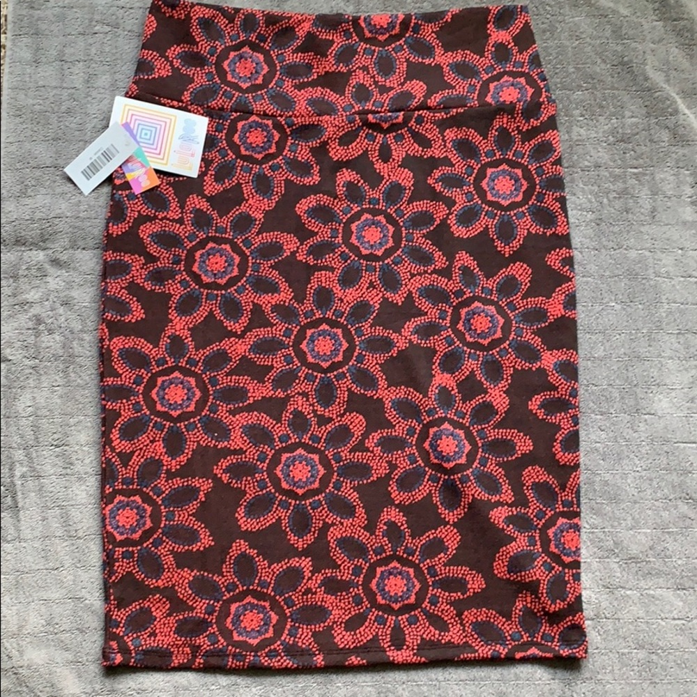 NWT LulaRoe  Cassie skirt, med.